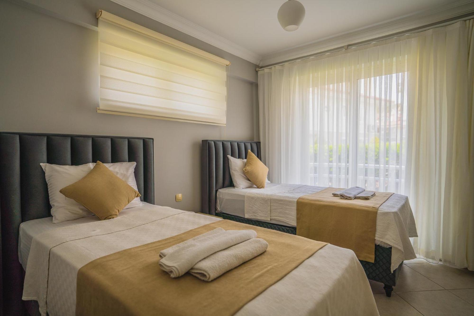 Sunset Beach Resort Aqua Lettings Fethiye Kültér fotó