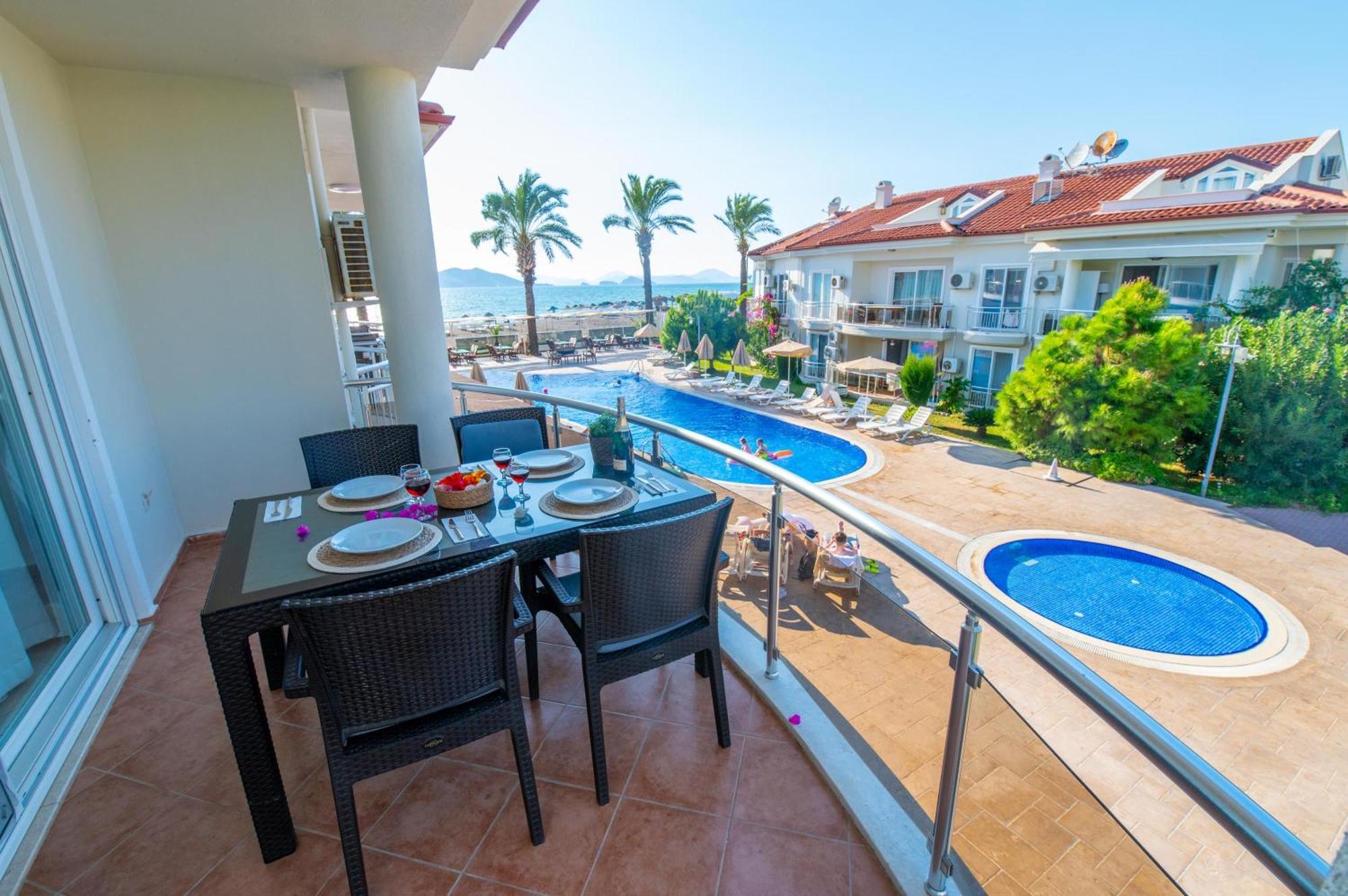 Sunset Beach Resort Aqua Lettings Fethiye Kültér fotó