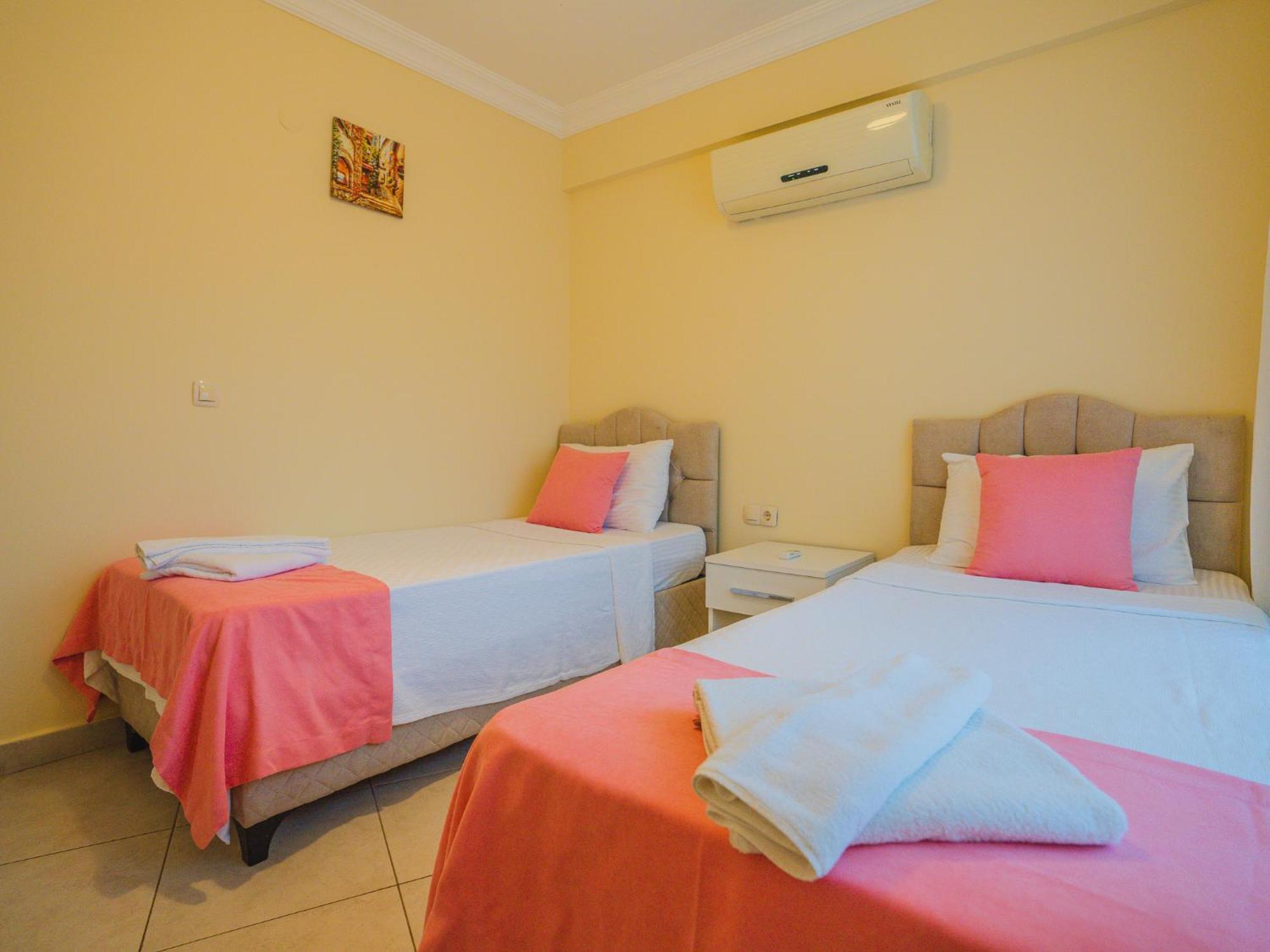 Sunset Beach Resort Aqua Lettings Fethiye Kültér fotó