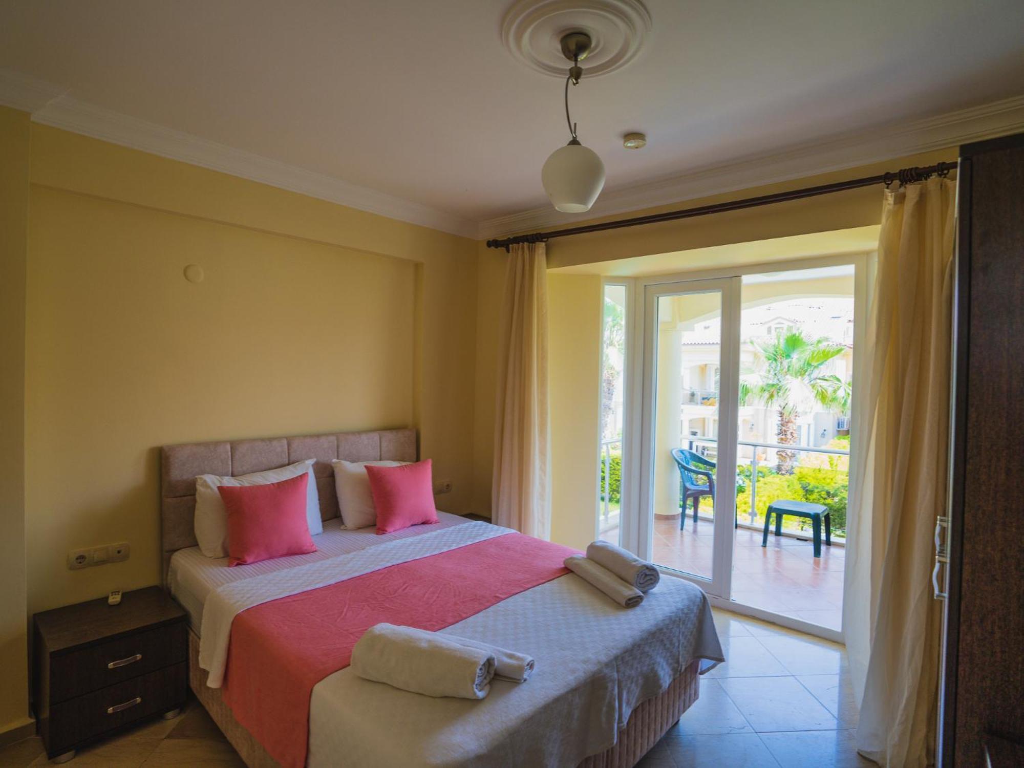 Sunset Beach Resort Aqua Lettings Fethiye Kültér fotó