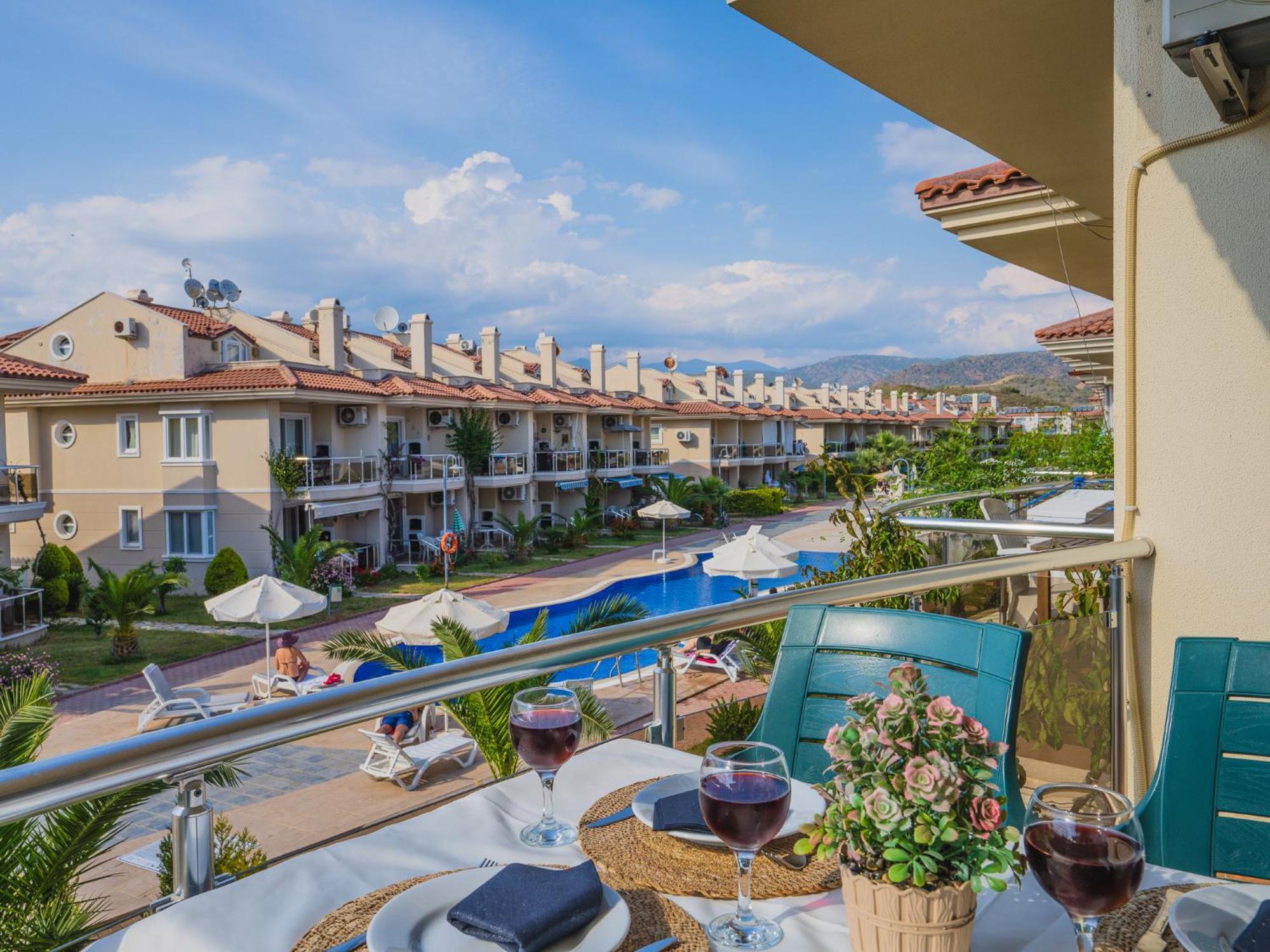 Sunset Beach Resort Aqua Lettings Fethiye Kültér fotó